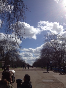 Hyde Park no comecinho da primavera, lindo, lindo!